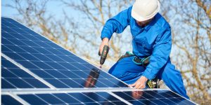 Installation Maintenance Panneaux Solaires Photovoltaïques à Savigny-le-Temple